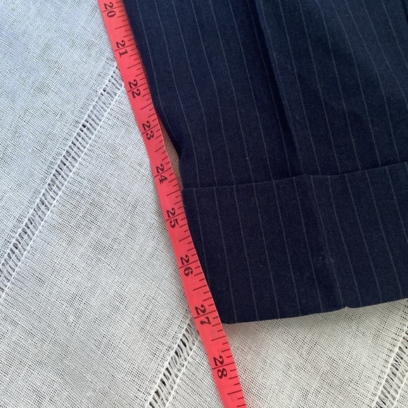 Tommy Hilfiger NWOT cuffed pinstripe trousers. - Picture 8 of 9
